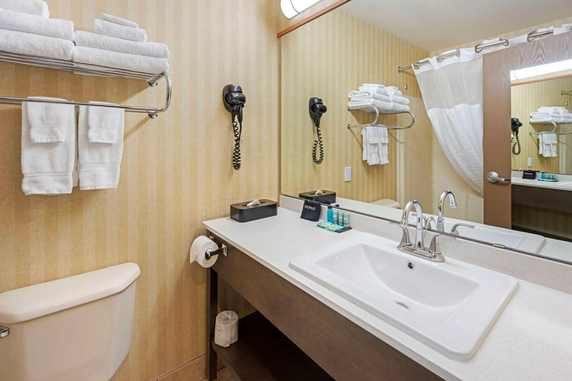 Surestay Plus By Best Western Enterprise Exteriér fotografie