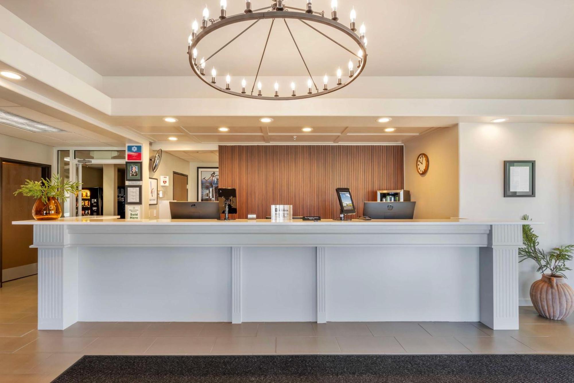 Surestay Plus By Best Western Enterprise Exteriér fotografie