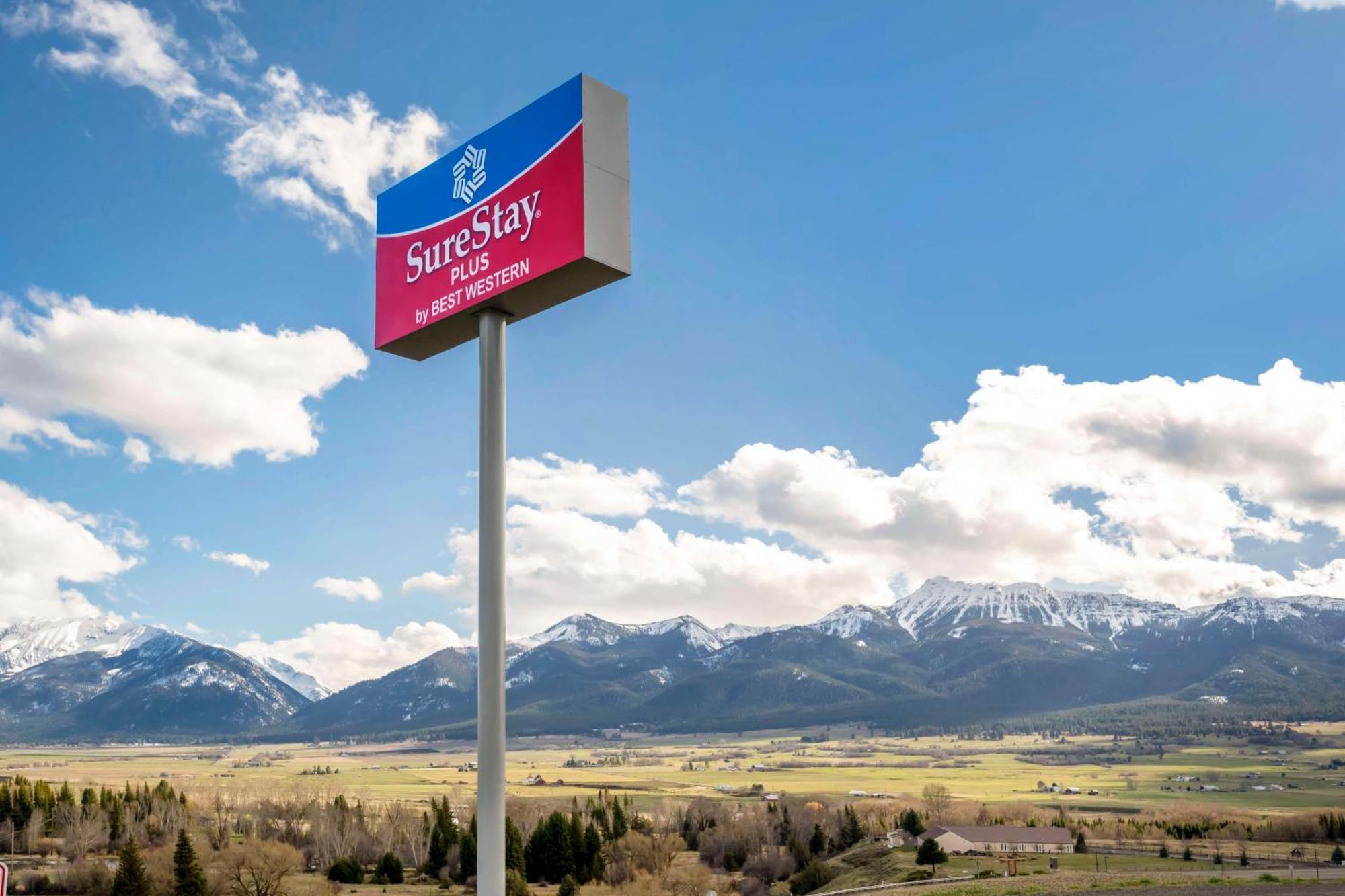 Surestay Plus By Best Western Enterprise Exteriér fotografie